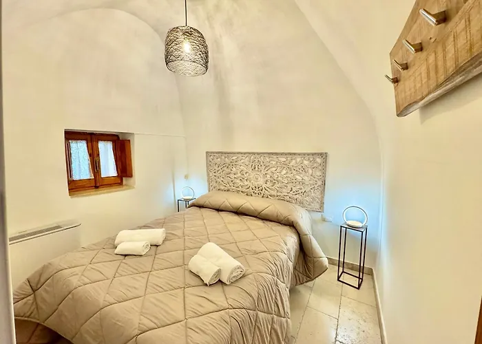 Trulli Moon * Alberobello