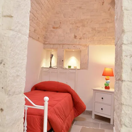 Trulli Moon אלברובלו