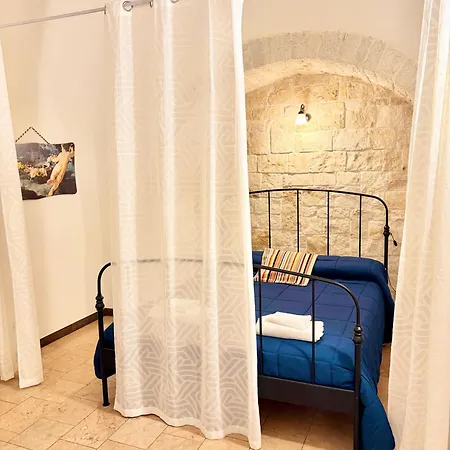 Trulli Moon Alberobello